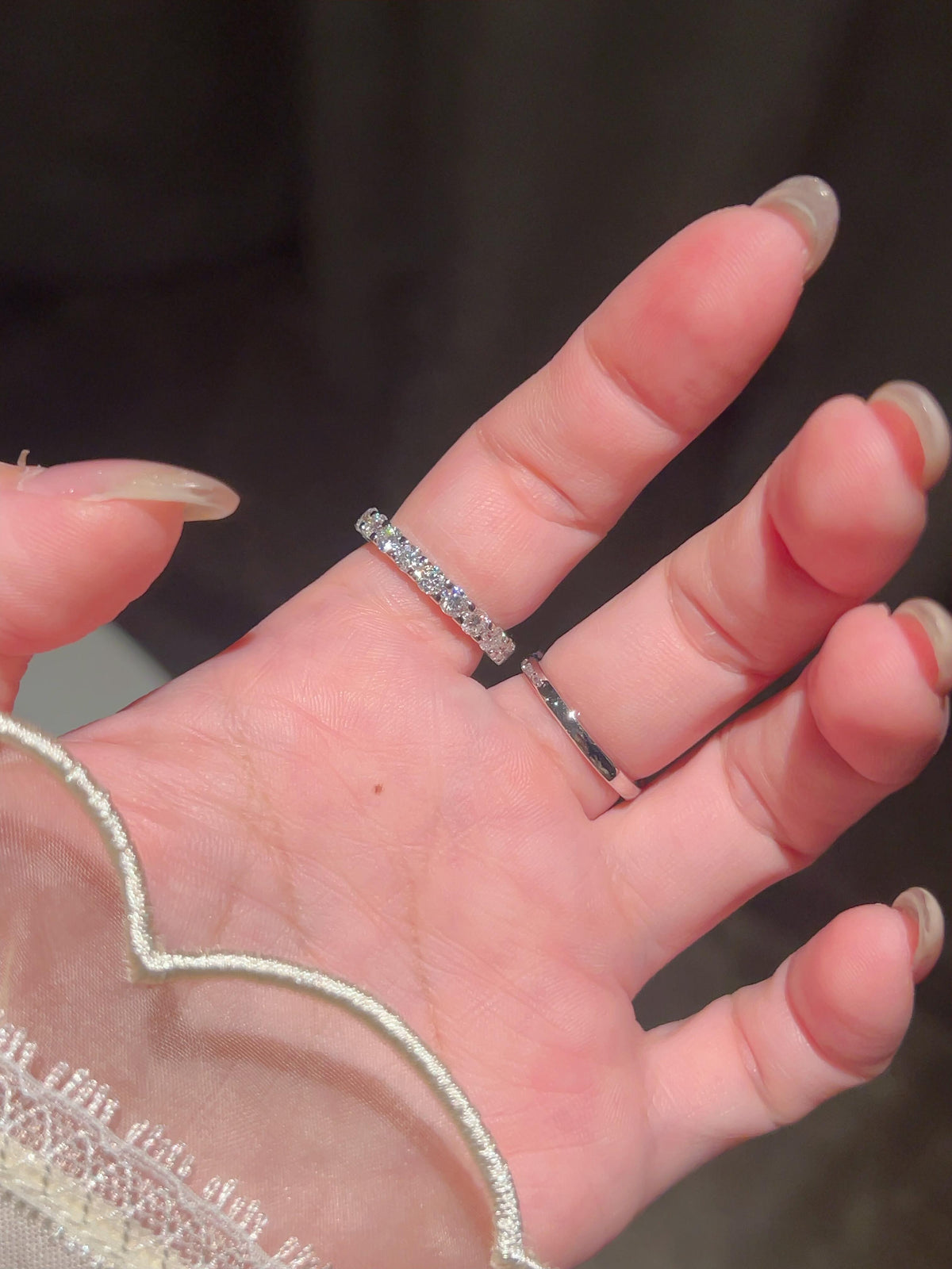 Couronne · Full-Circle Moissanite Eternity Band