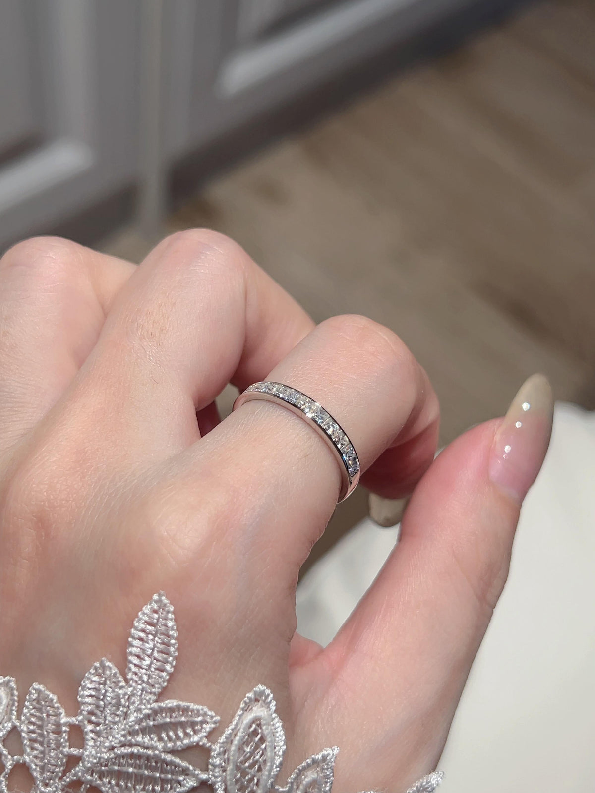 Carré · Princess-Cut Moissanite Band