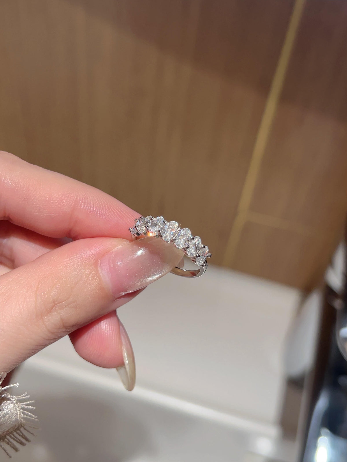 Ovale · 2.1 ct Oval Moissanite Seven-Stone Band