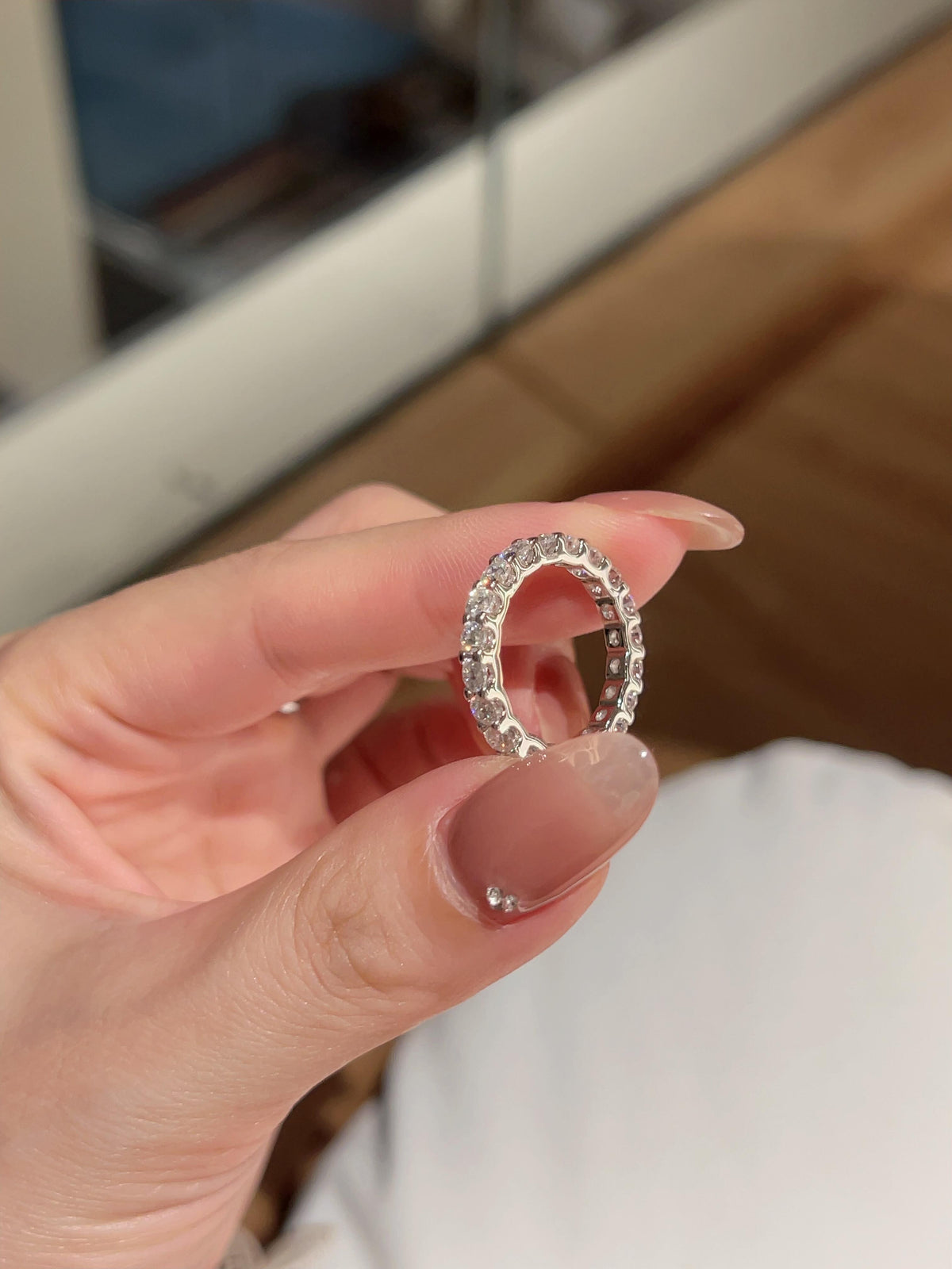 Couronne · Full-Circle Moissanite Eternity Band